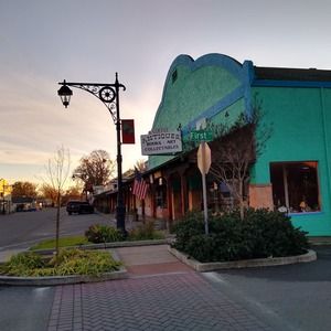 Meet your Posher, August